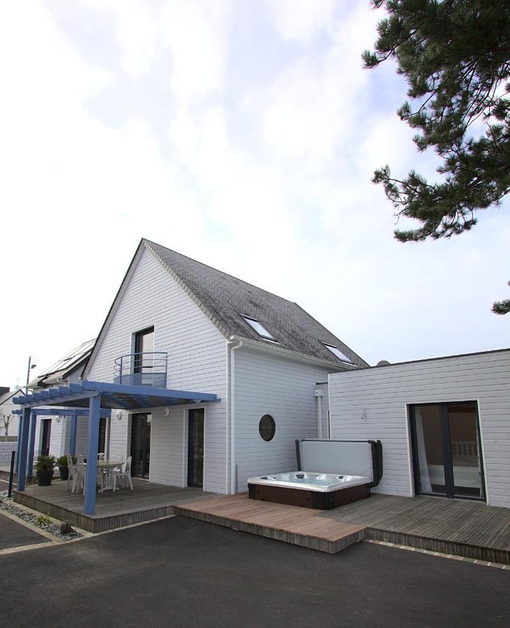 La Moussette Villa Jullouville-les-Pins Exterior photo